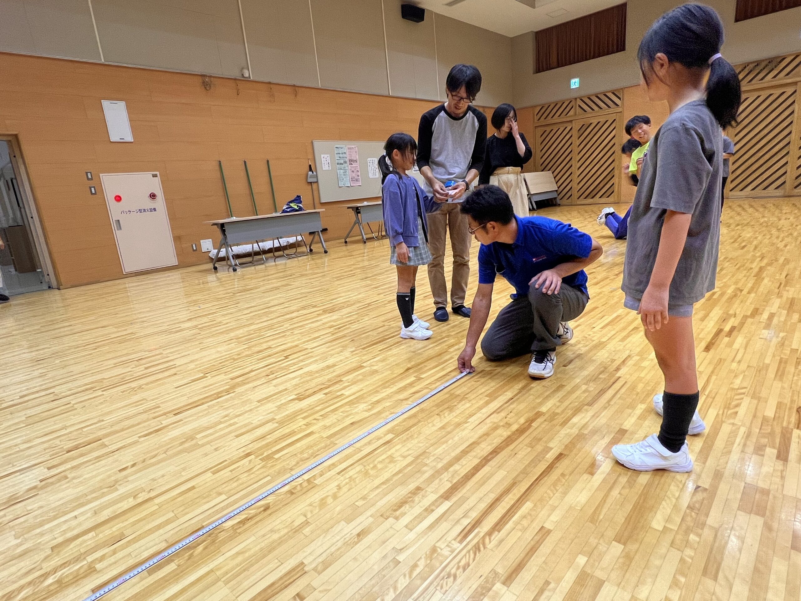 キミいろマーケット開催に向けた会場準備